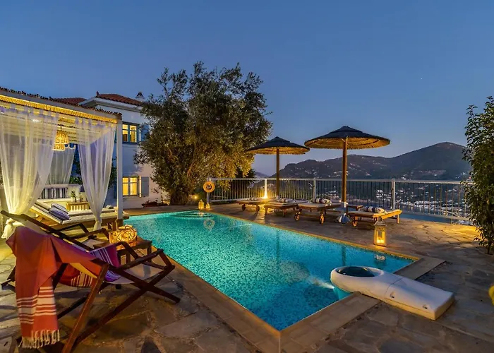 Villa Avaton Near Skopelos Town