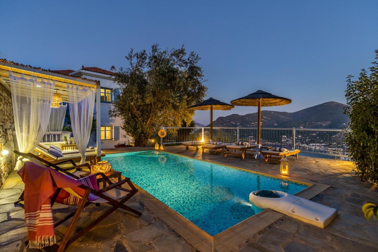 Villa Avaton Near